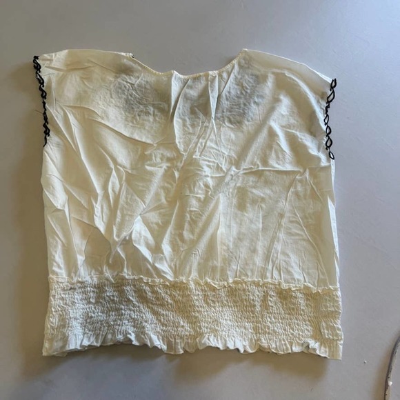 Nine West Jeans White Blouse Black Embroidery top L - Picture 7 of 7